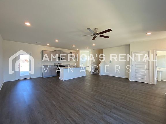 4th image of 3343 Meriwether Dr