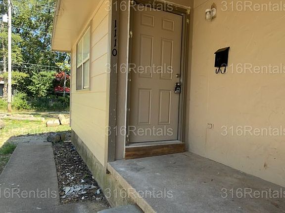 2nd image of 1110 N School St