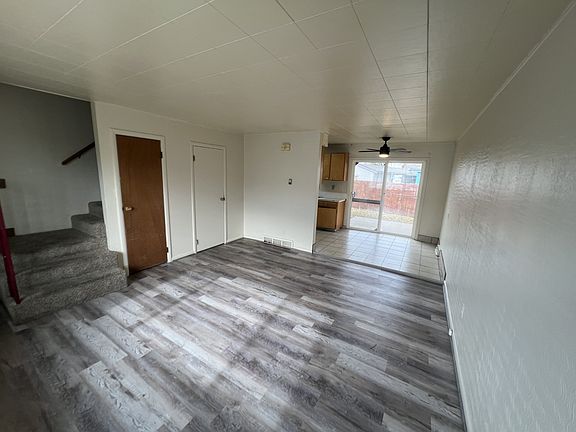 2nd image of 2415 6th Ave #11484374