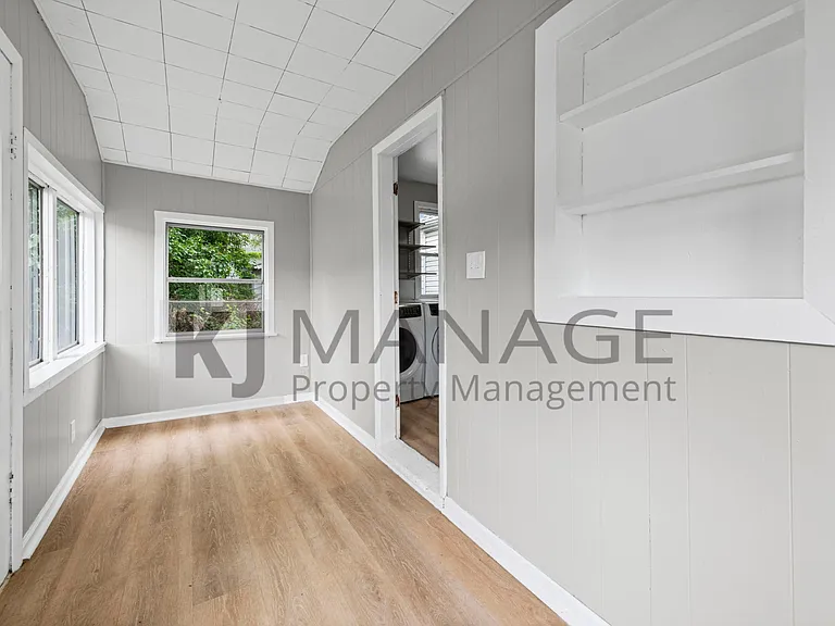 405 W Garfield Ave — Photo 14