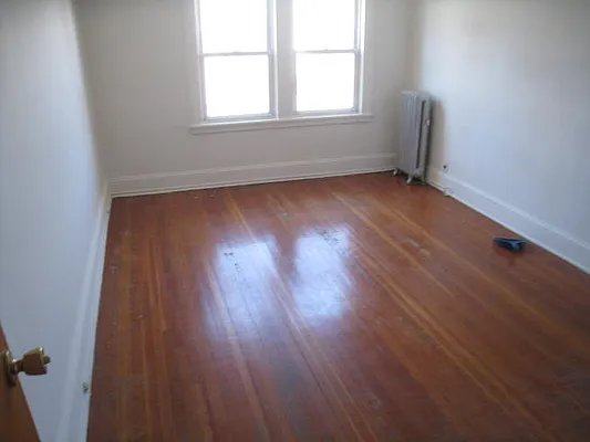 Rented by Alexiou Realty | media 18