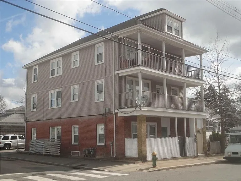 707 Douglas Ave #2 — Photo 1