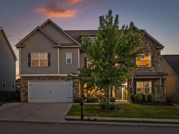 9726 Haven Port Ln, Ooltewah, TN 37363