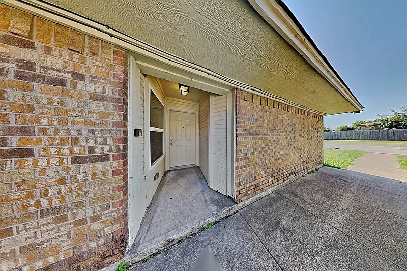 3405 Republic Dr