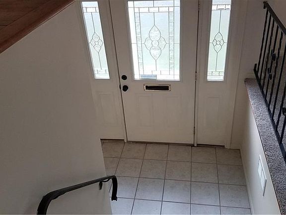 2nd image of 3556 Hermosa Dr