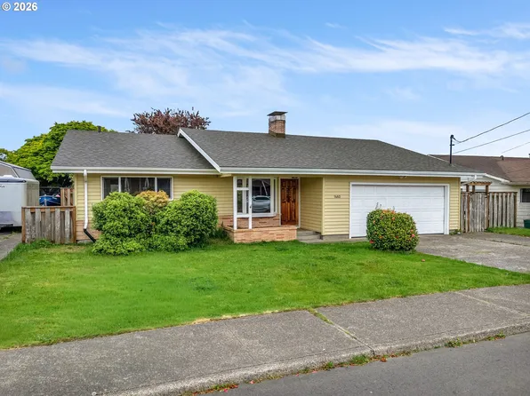1460 4th St, Astoria, OR 97103