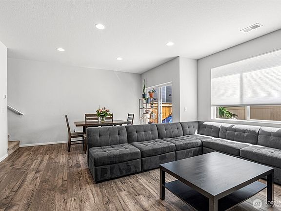 4th image of 11326 NE 23rd Street