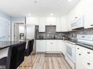 11602 Masters Ln APT 120, Berlin, MD 21811