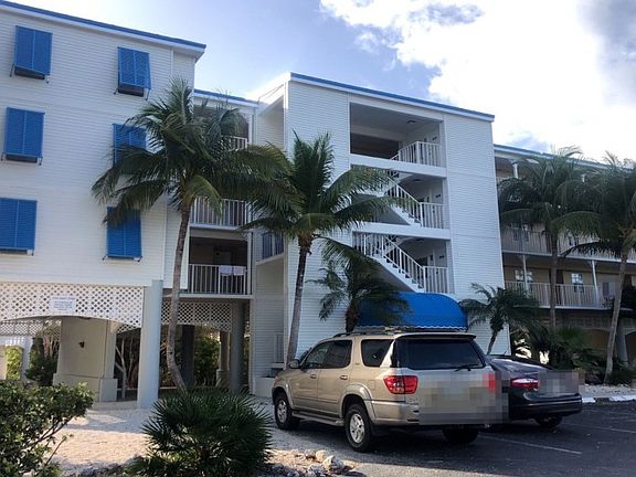 3rd image of 500 Burton Dr #2308