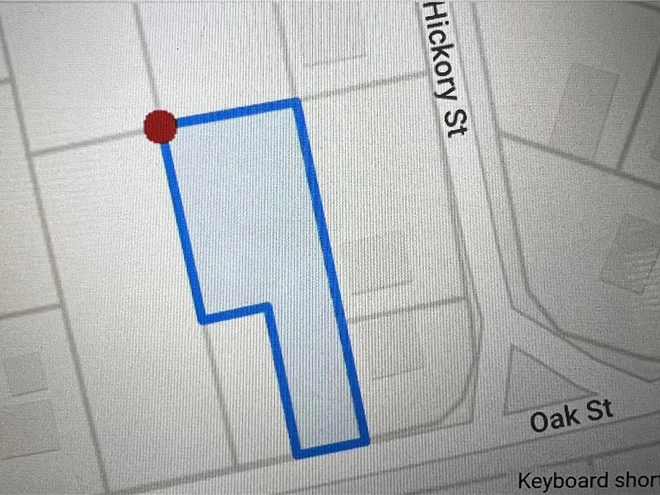 2nd image of Oak St
