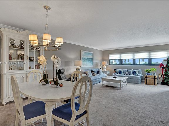3rd image of 3200 Port Royale Dr APT 504