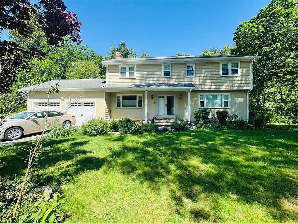 1st image of 86 Wood End Ln
