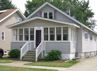 1040 Franklin Ave, Grand Haven, MI 49417