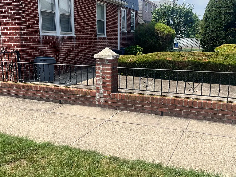 Bryant Ave — Photo 8