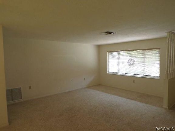 4th image of 23 Meadowdale St