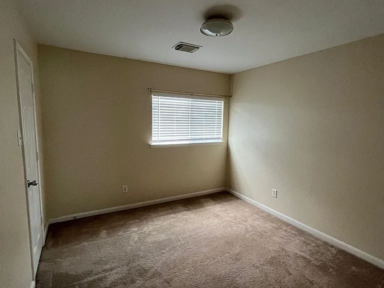 15202 Lynford Crest Dr — Photo 31