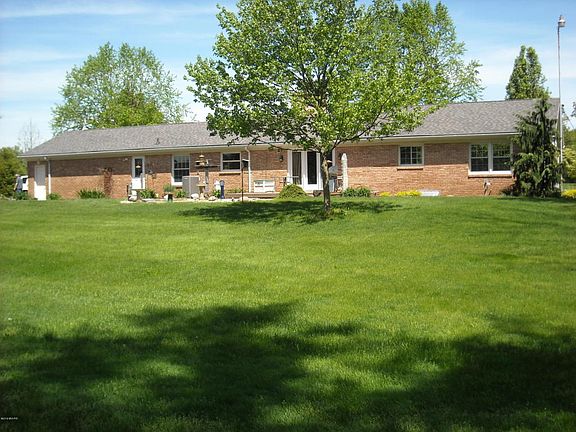 3rd image of 7494 Saint Marys Lake Rd