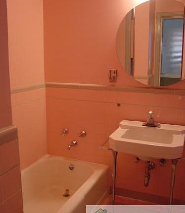 2nd image of 2657 Leavenworth St Floor 2