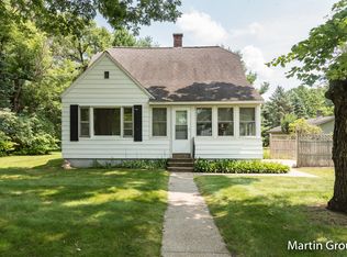 10672 Summit Ave NE, Rockford, MI