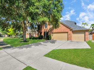 2204 Lakewind Ln, League City, TX 77573
