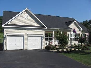 2nd image of 10215 Easterday Ct