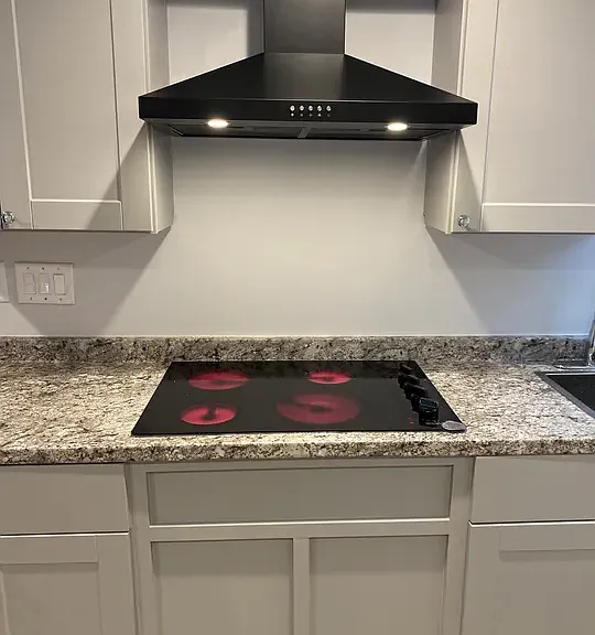 1110 Veltre Cir SW — Photo 3