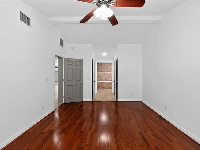 3240 Apfel Rd — Photo 22
