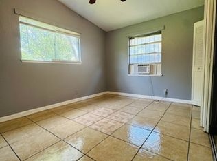5143 Village Way, San Antonio, TX 78218