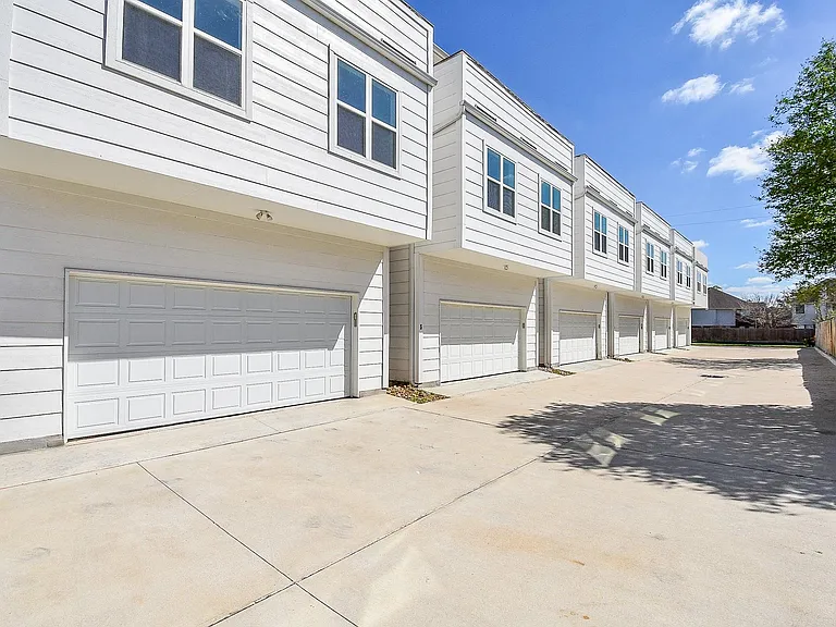 15000 S Richmond Ave #6 — Photo 20