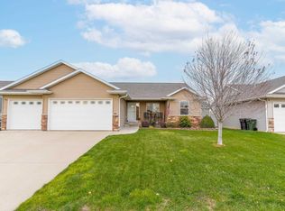1021 Erik Rd, Cedar Falls, IA 50613