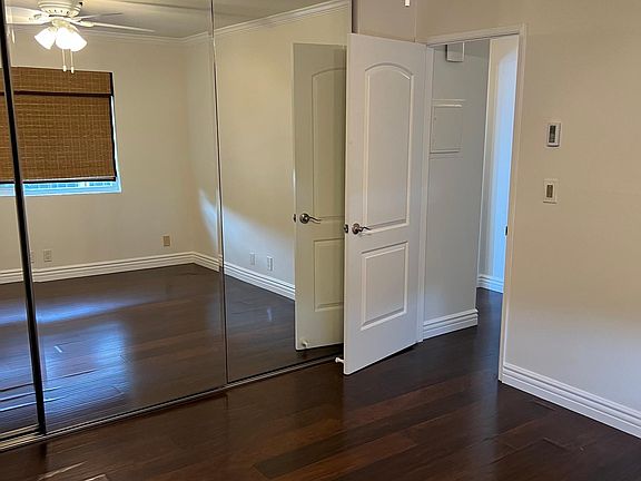 5th image of 640 Manhattan Beach Blvd APT 3