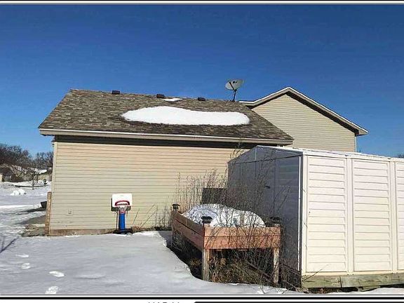 5th image of 22939 Navajo St NW