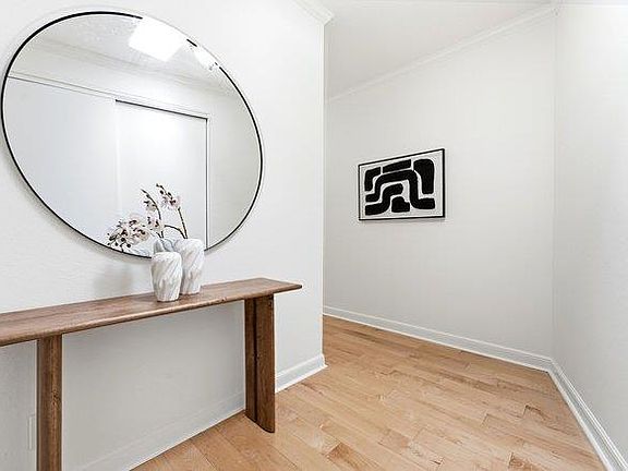 5th image of 30 Mounds Rd APT 402