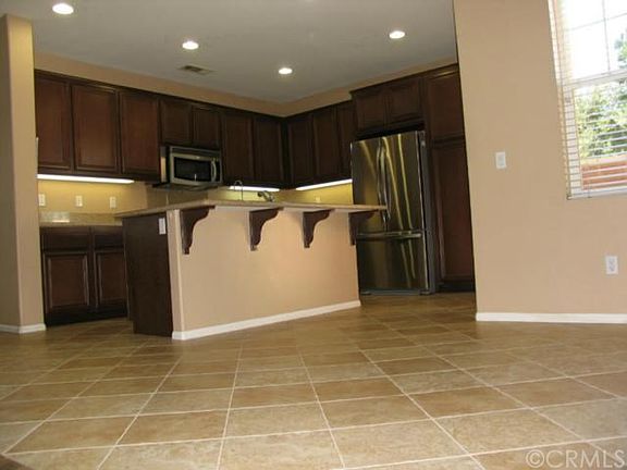 4th image of 16086 Moonflower Ave