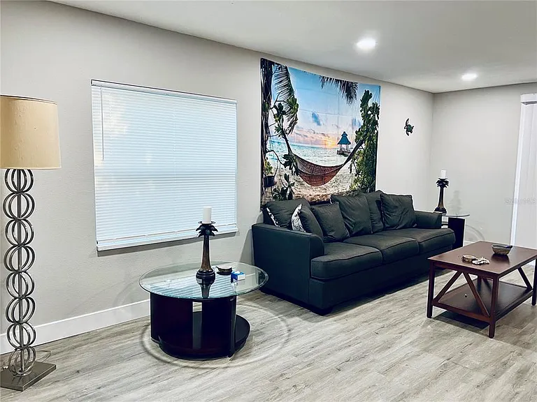 10341 Kumquat Ln — Photo 16