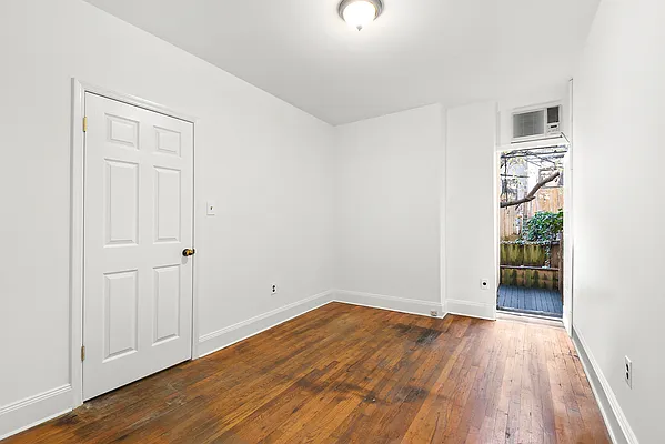 Sold by Compass | media 6
