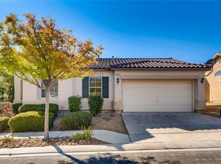 9321 Hampstead Hills Ave, Las Vegas, NV 89149