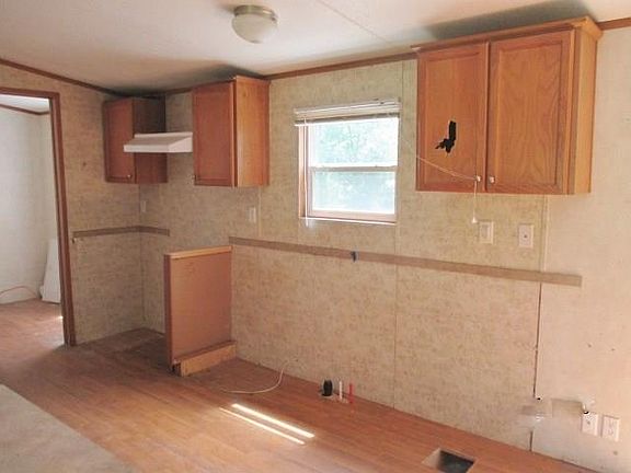 5th image of 8922 Equestrian Dr