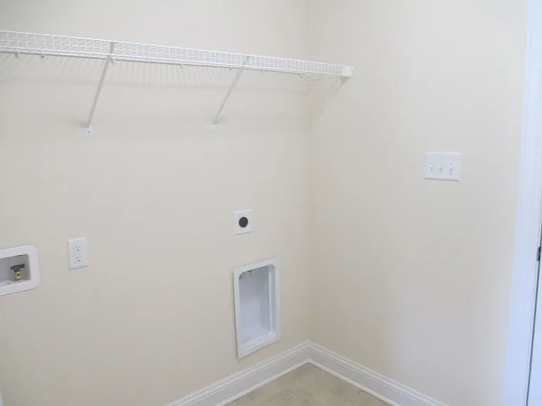 813 Fort Sumter Way — Photo 6
