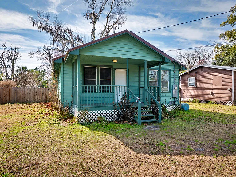 250 Vernis Ave — Photo 24