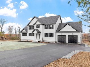 790 High Rock Rd, Fitchburg, MA 01420