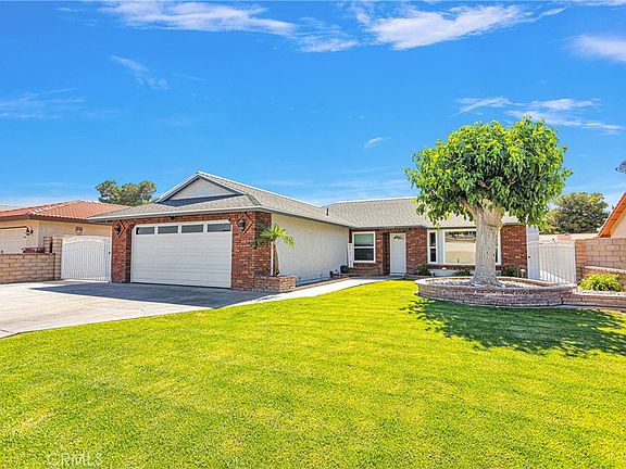 3rd image of 13160 Tamarisk Rd