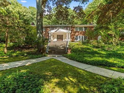 421 River Road, Saint James, NY, 11780