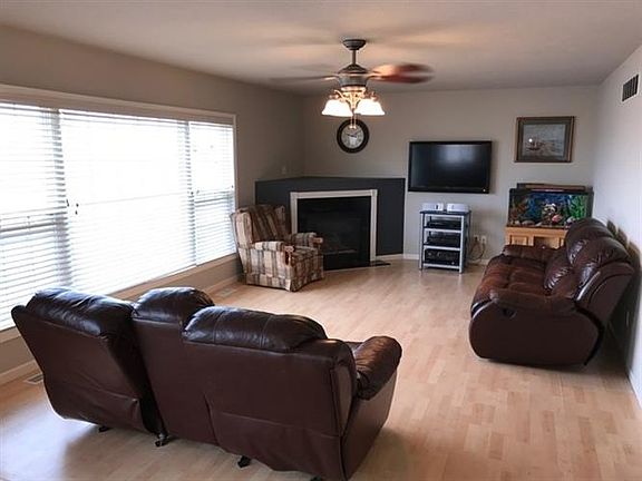 4th image of 1454 Slater Dr