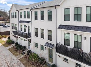 144 Chestnut Cir, Atlanta, GA 30342