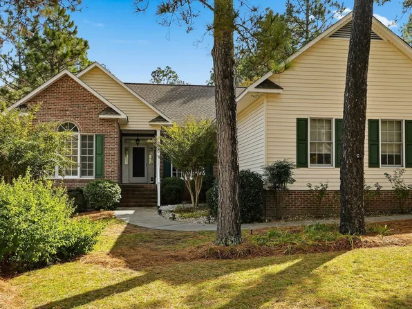 220 Spring Lake Drive, Pinehurst, NC 28374