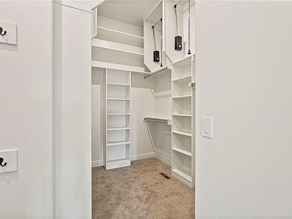 5th image of 4532 Millridge St