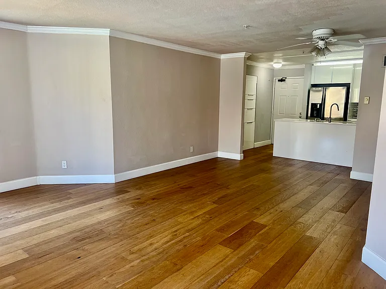 8889 Caminito Plaza Centro #7236 — Photo 5