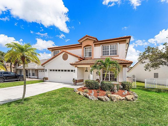 2nd image of 18250 Blue Lake Way