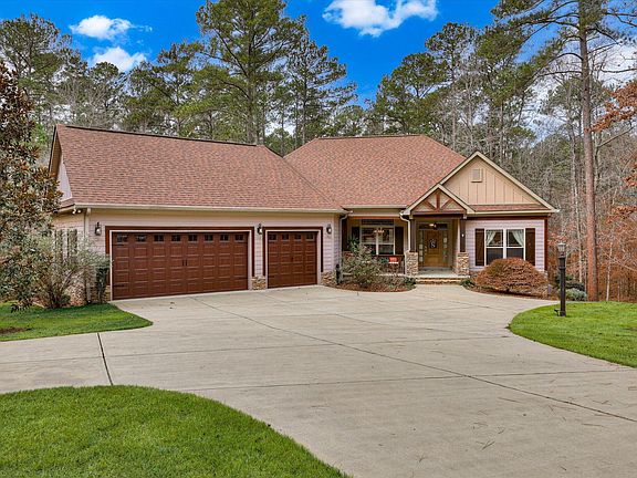3rd image of 185 Bereau Drive